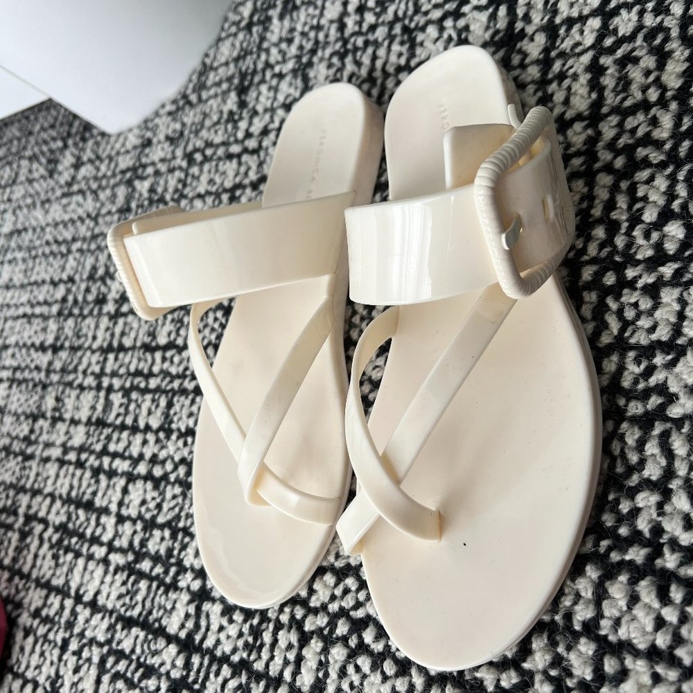 Veronica Beard Cream Jelly Sandal size 5
